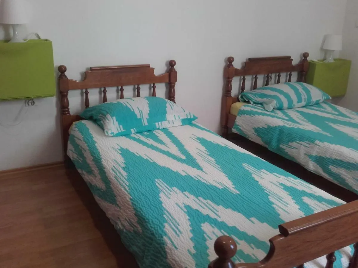 Apartment Fjaka Split